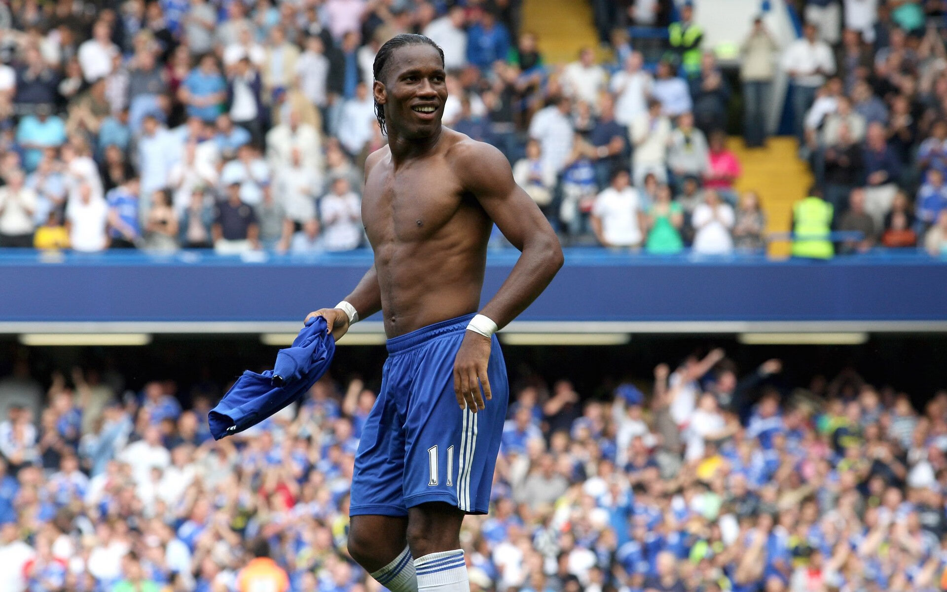 线上线下融合发展：全场景电竞时代来临，线上线下场景融合营销